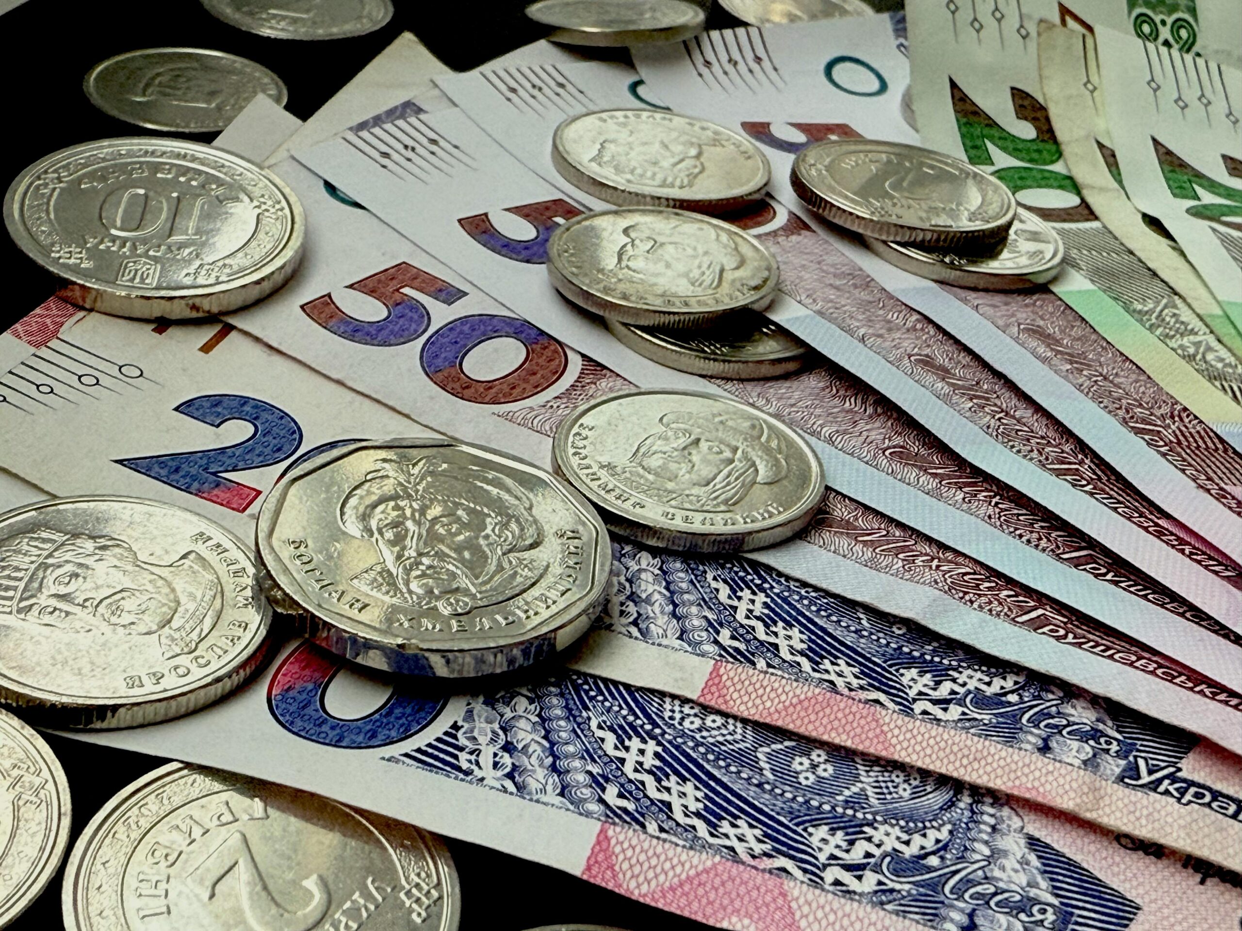 Banknoty euro i monety — rozliczenia i faktury flotowe